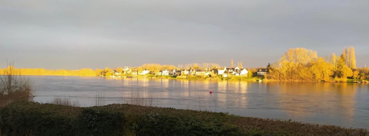 Behuard : Maison Vue Loire Exteriör bild