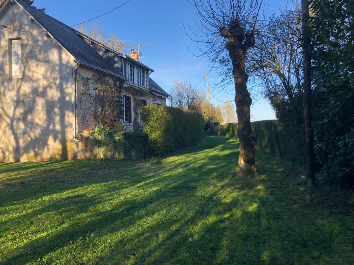 Behuard : Maison Vue Loire Exteriör bild